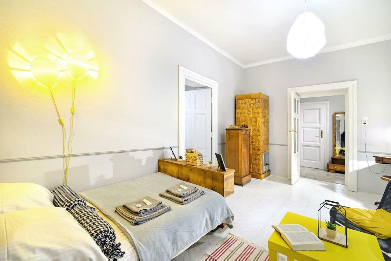 Luxury Retro Apartment, City Center, Wifi คราคูฟ ภายนอก รูปภาพ